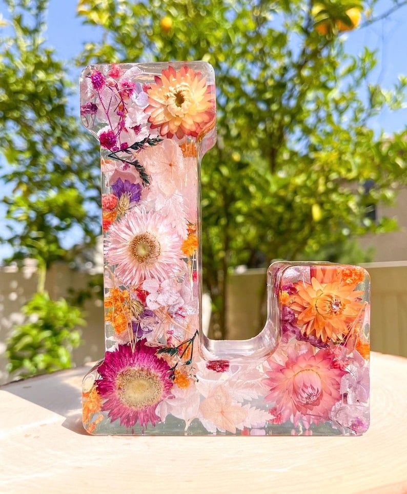 BloomLetter - Personalized Floral Resin Letter Light