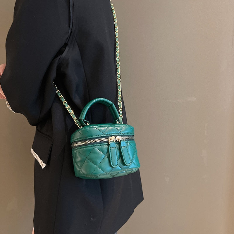 Diamond Chain Messenger Bag