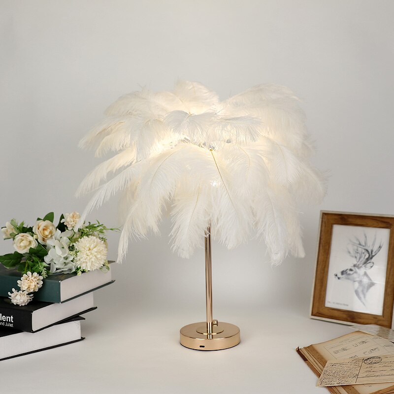 2022 Table Feather Lamp