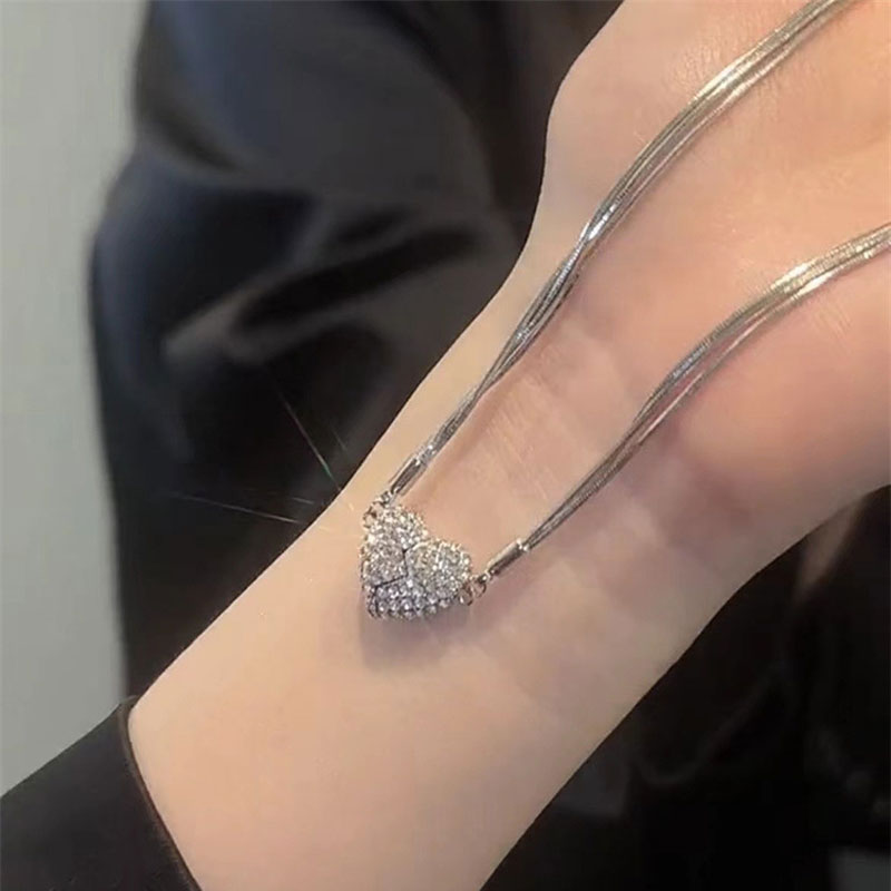 Magnetic Heart Couple Necklace Set