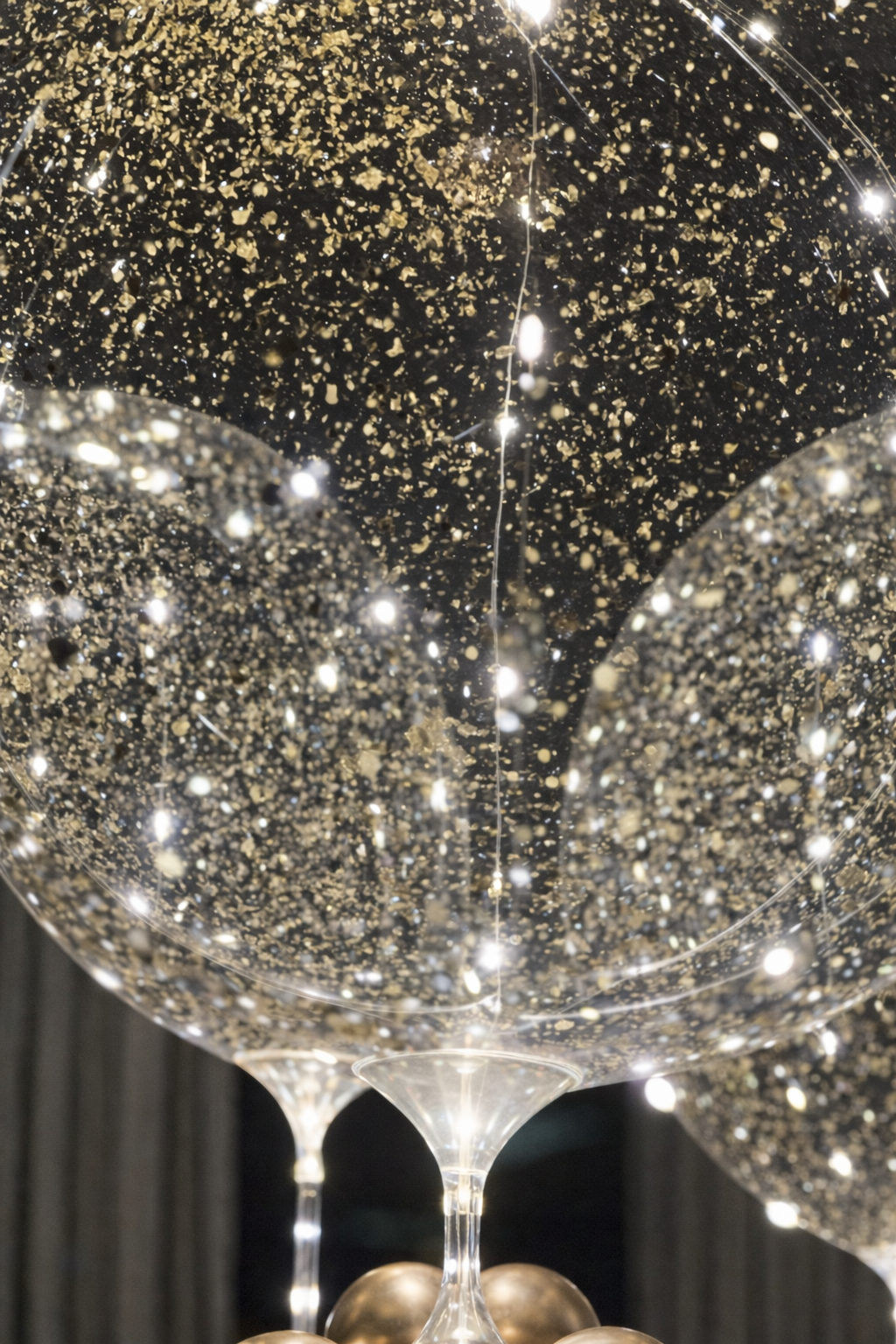 LED Light Up Balloon Centerpiece Kit with Self-Adhesive Balloon Stick Base for Weddings, Birthdays & Party Decorations