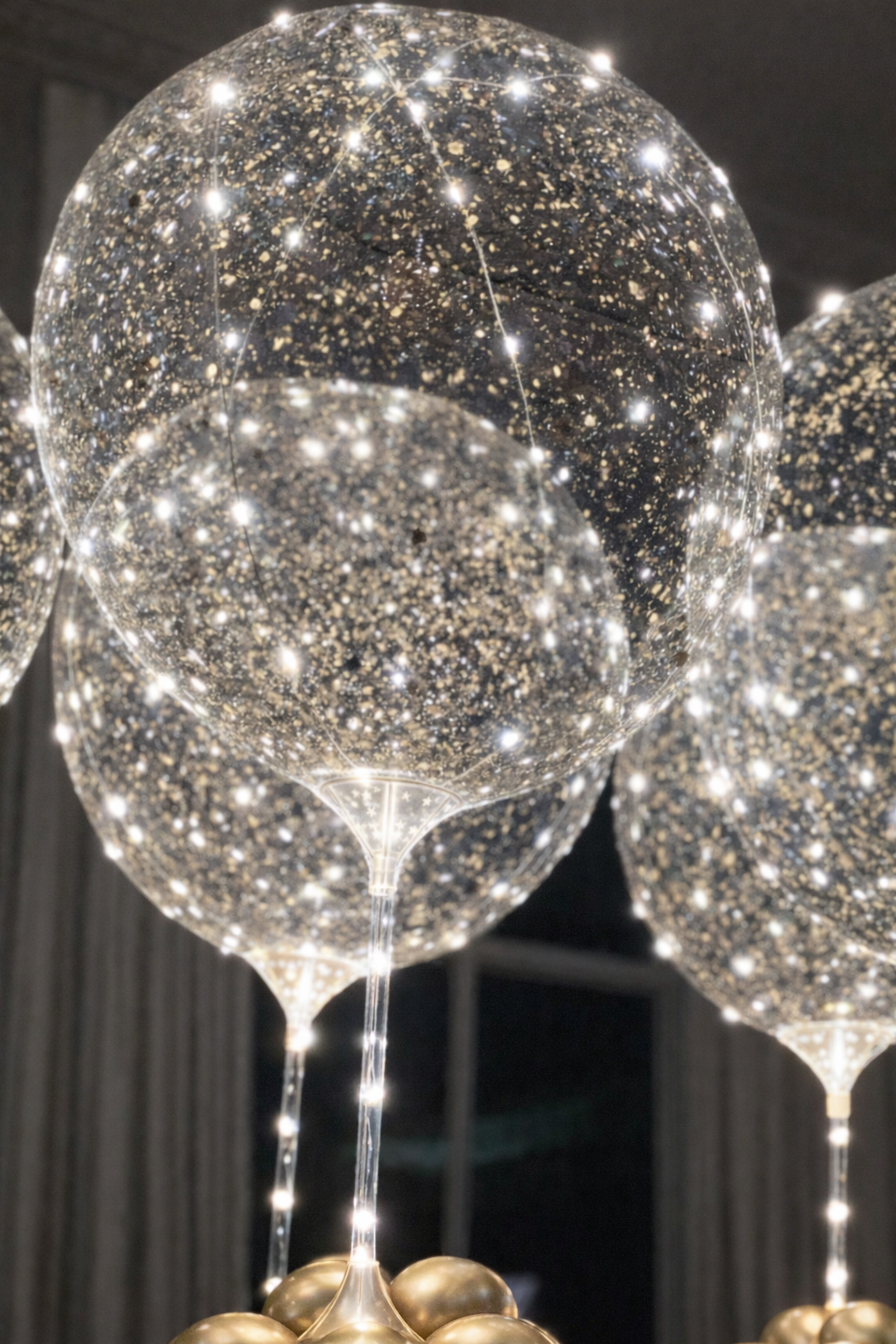 LED Light Up Balloon Centerpiece Kit with Self-Adhesive Balloon Stick Base for Weddings, Birthdays & Party Decorations