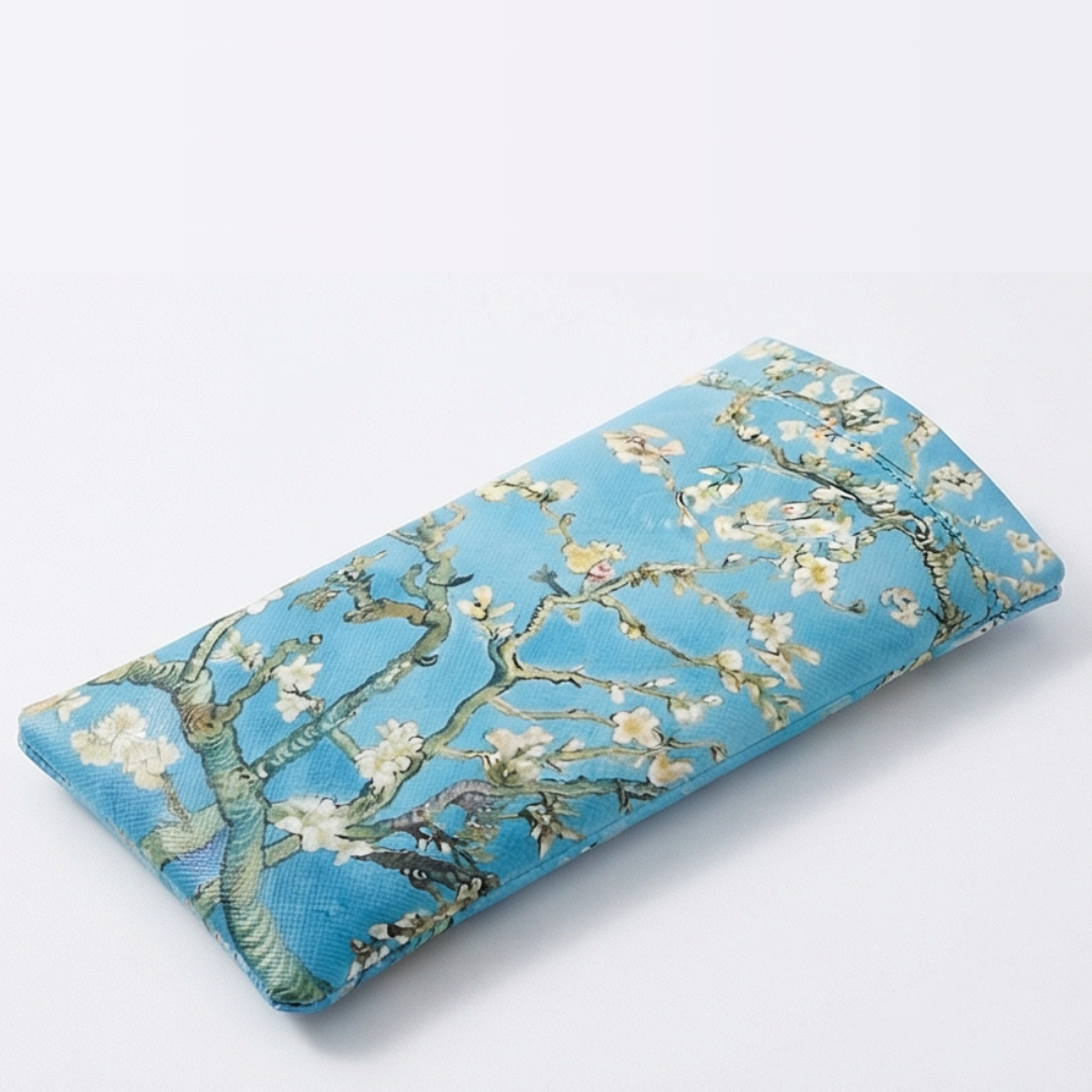 Artessa™ Soft Squeeze Top Glasses Pouch