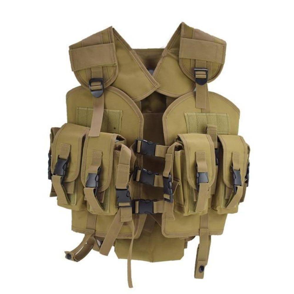 Hunting Tactical Vest Featuring Various Storage Pockets
