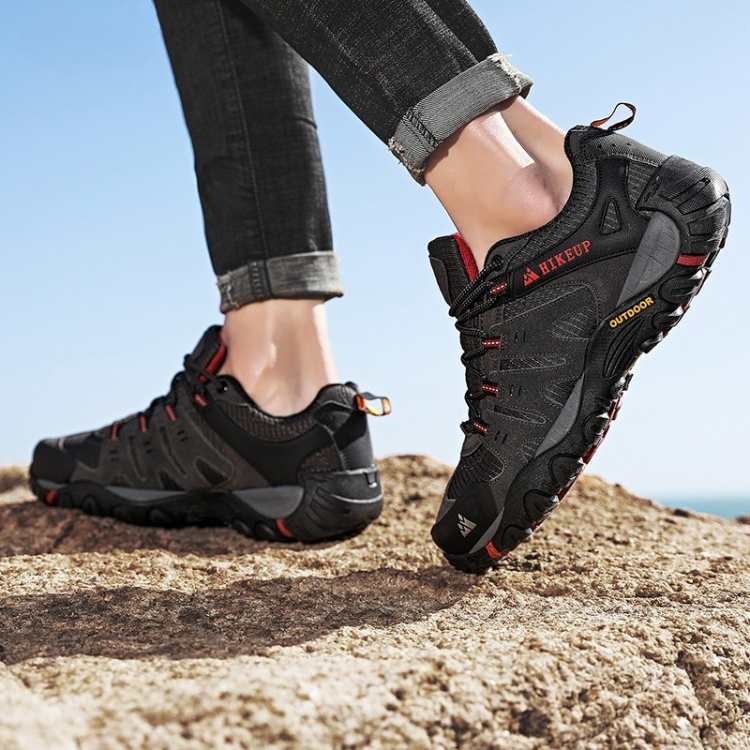 Durable Hiking Footwear for Wet Conditions