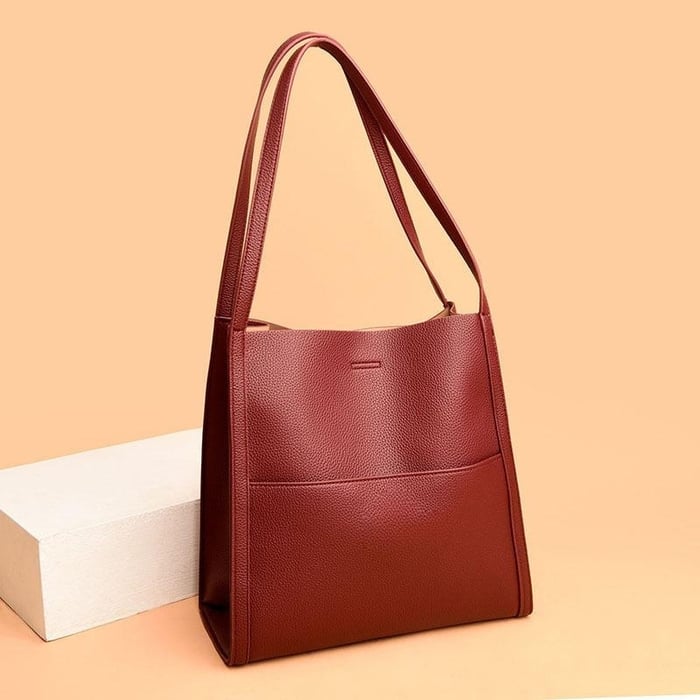 Noelle™ Leather Shoulder Bag