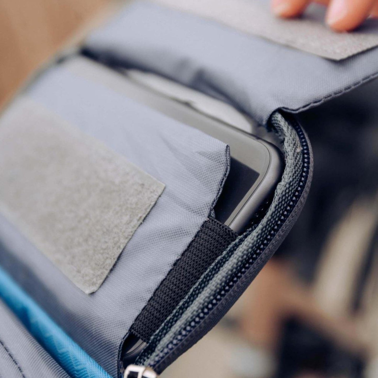 Handlebar Bag for Safe Cycling
