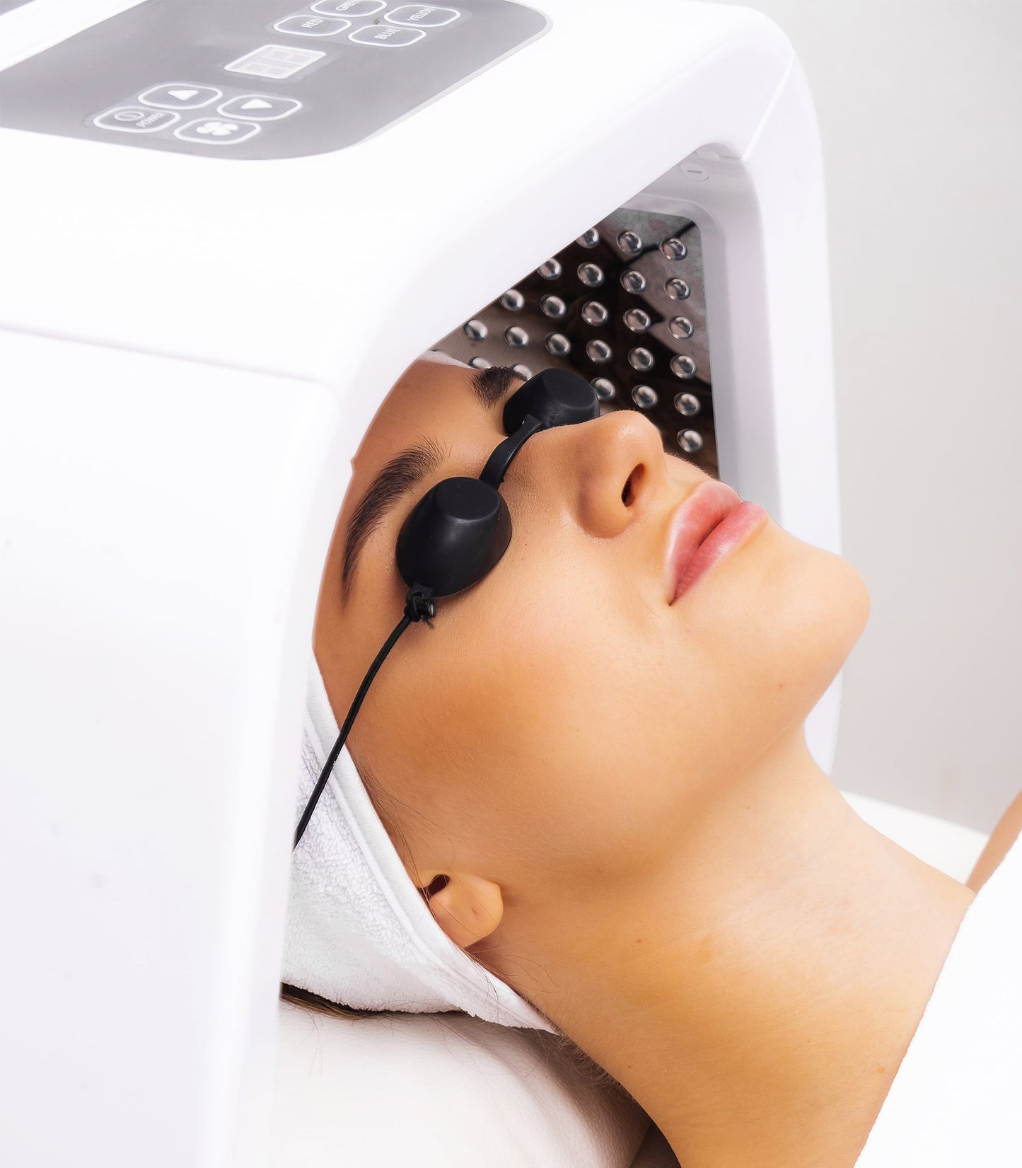 LED Light Therapy Device with Seven Colors for Skin Renewal