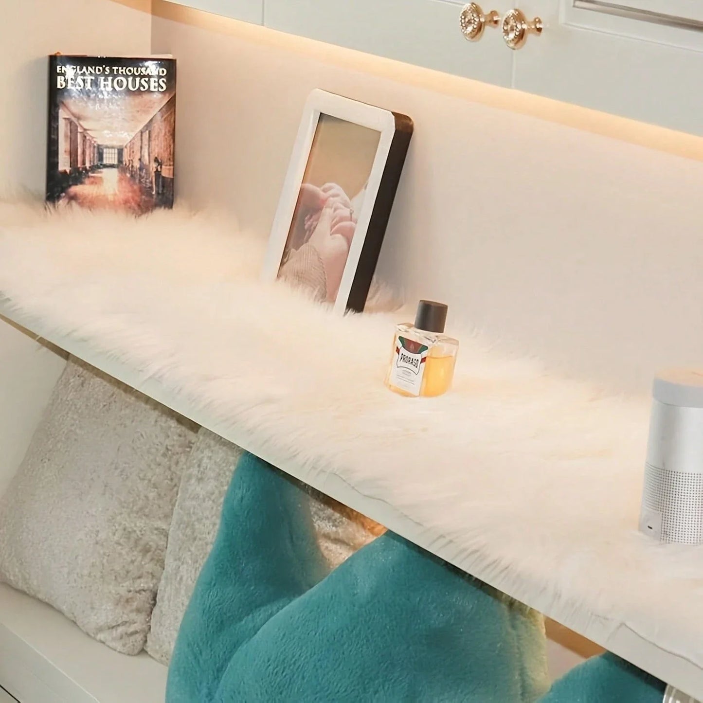 Soft Plush Faux Fur Table Runner for Christmas & Valentine's Day