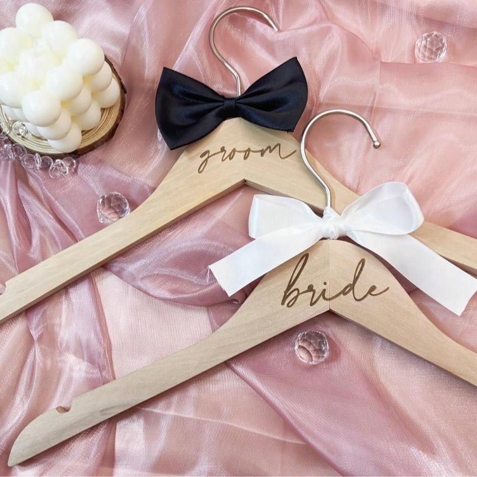 2-Piece Wooden Bride Groom Wedding Dress Hangers with Ribbons