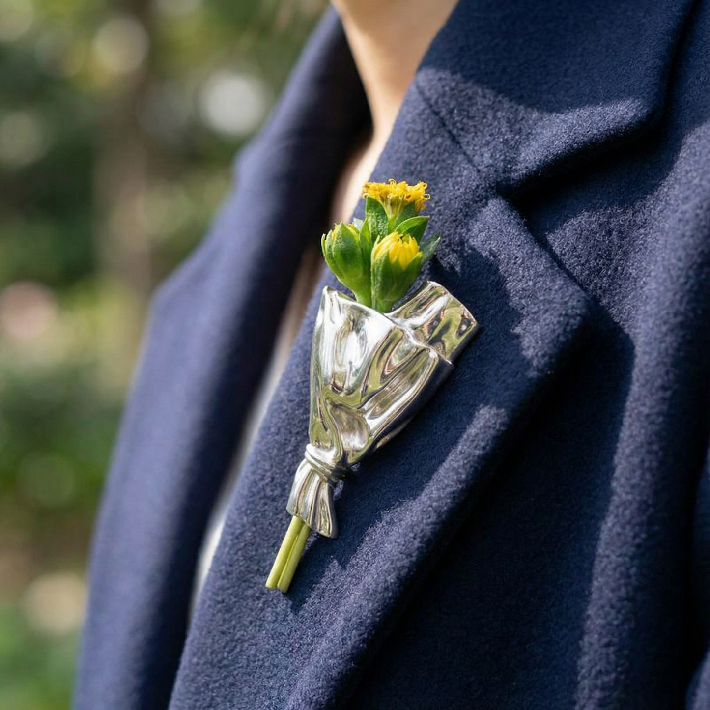 Wearable Flower Vase Brooch Pin for Fresh & Dried Stems