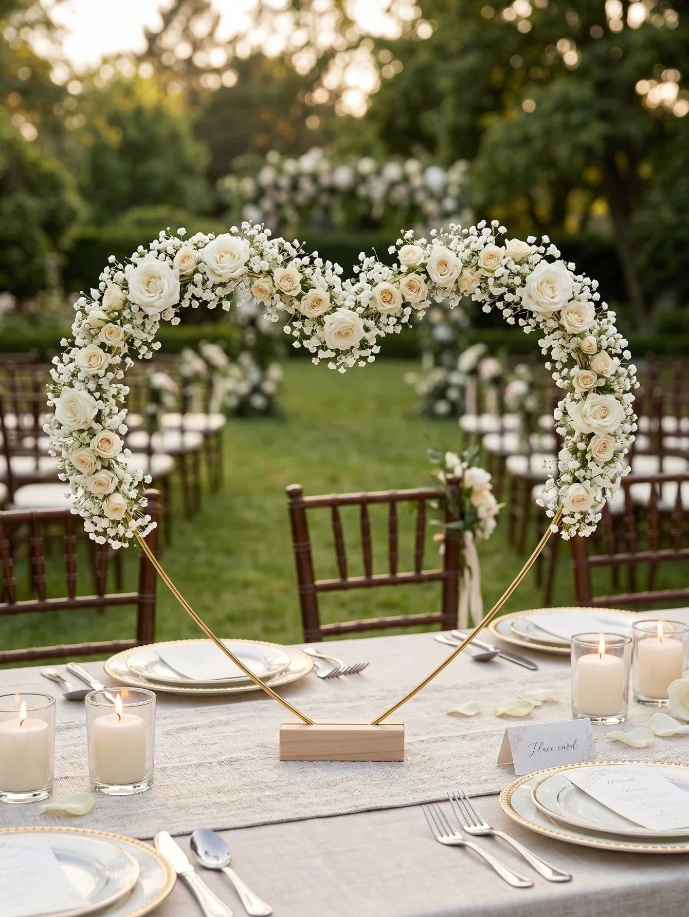 4-Piece Metal Heart Wreath with Wooden Base Gold Floral Display Stand