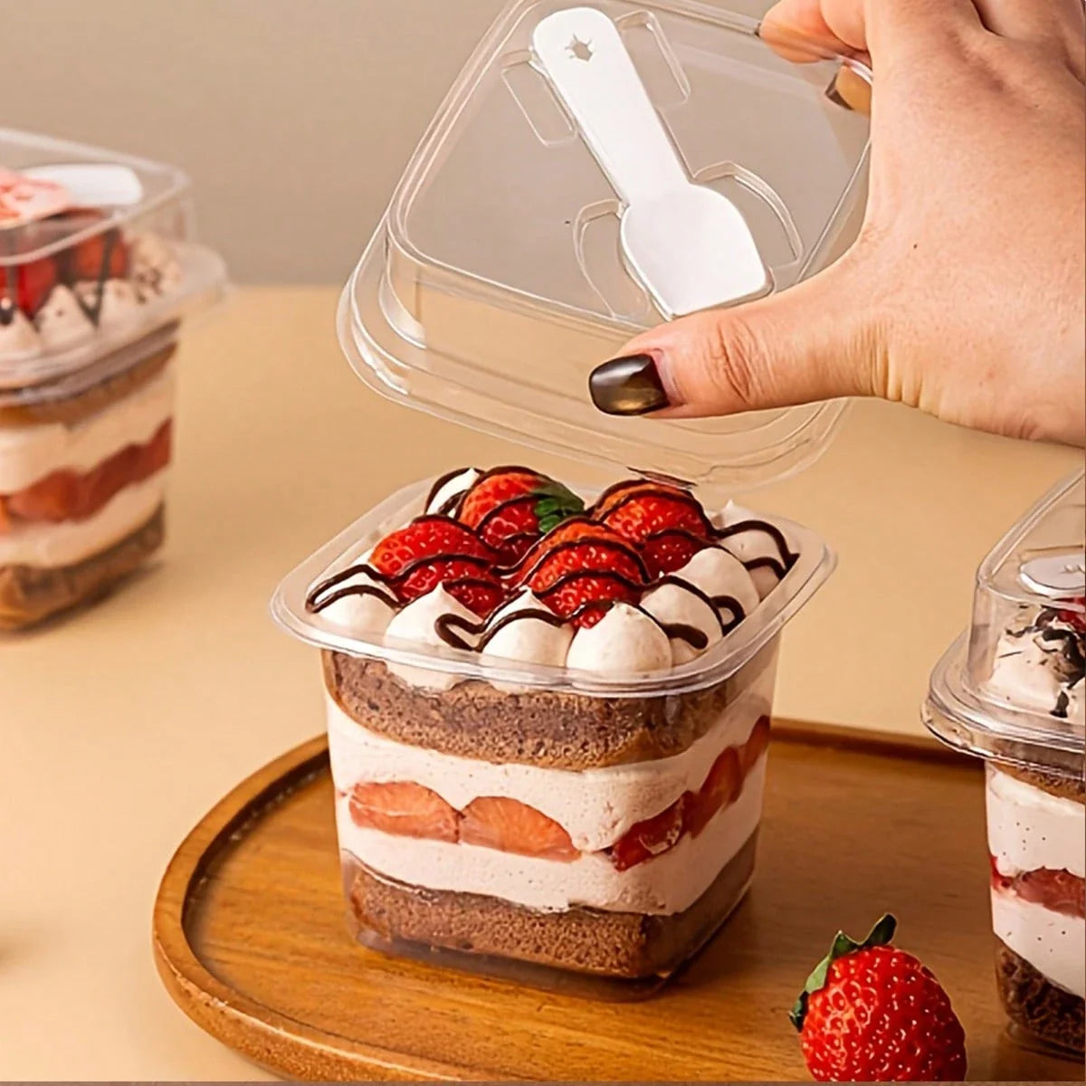 100-Piece Square Transparent Cake Cups with Lids and Spoons for Mousse, Yogurt, and Desserts