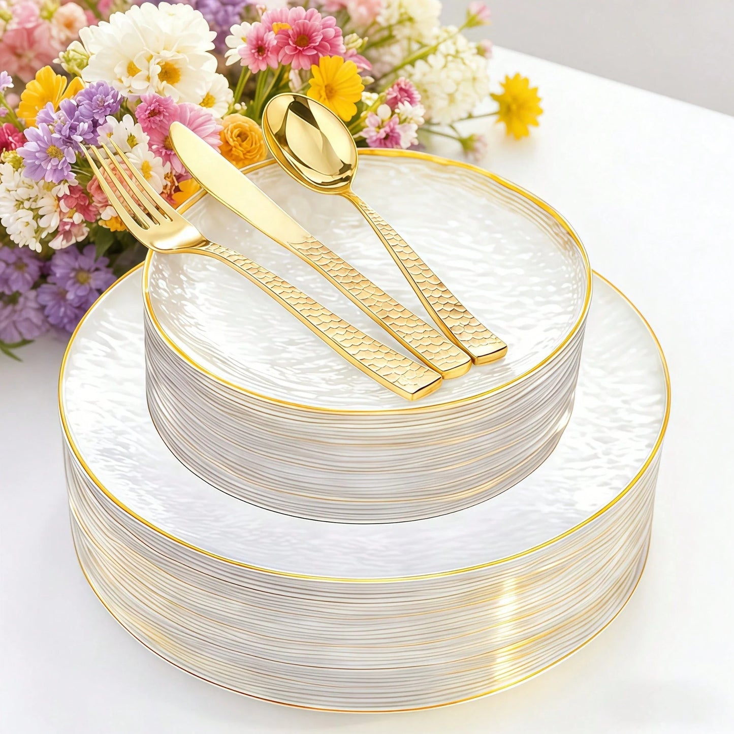 100-Piece Clear Hammered Gold Rim Disposable Plastic Dinnerware Set for 20 Guests