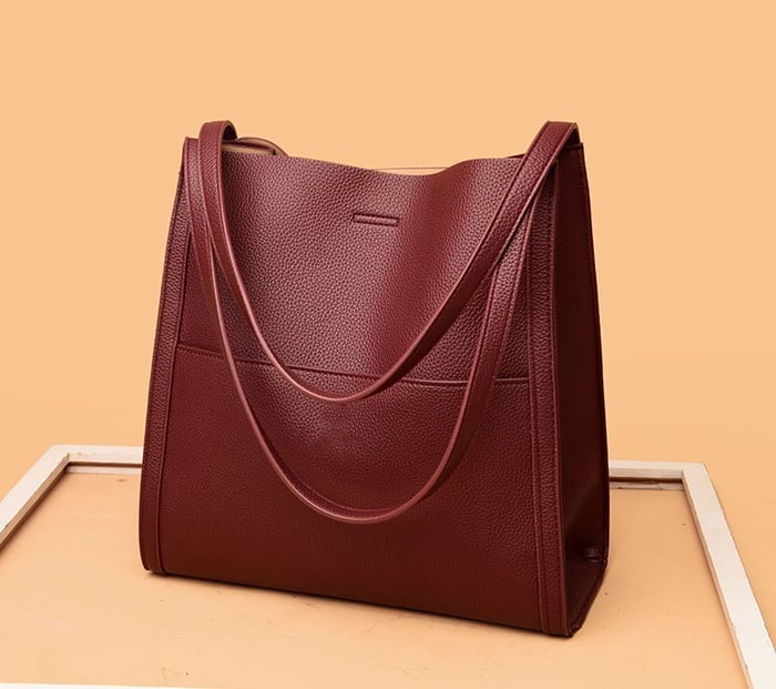 Noelle™ Leather Shoulder Bag
