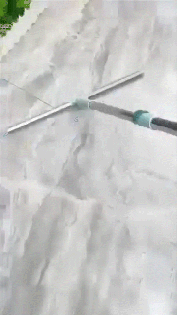 Floor Shine Applicator for Gleaming Surfaces