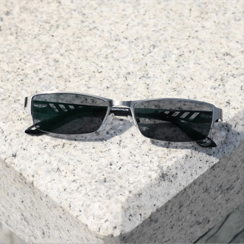 Ultra-Light Multi-Focal Reading Glasses for Indoor & Outdoor Use