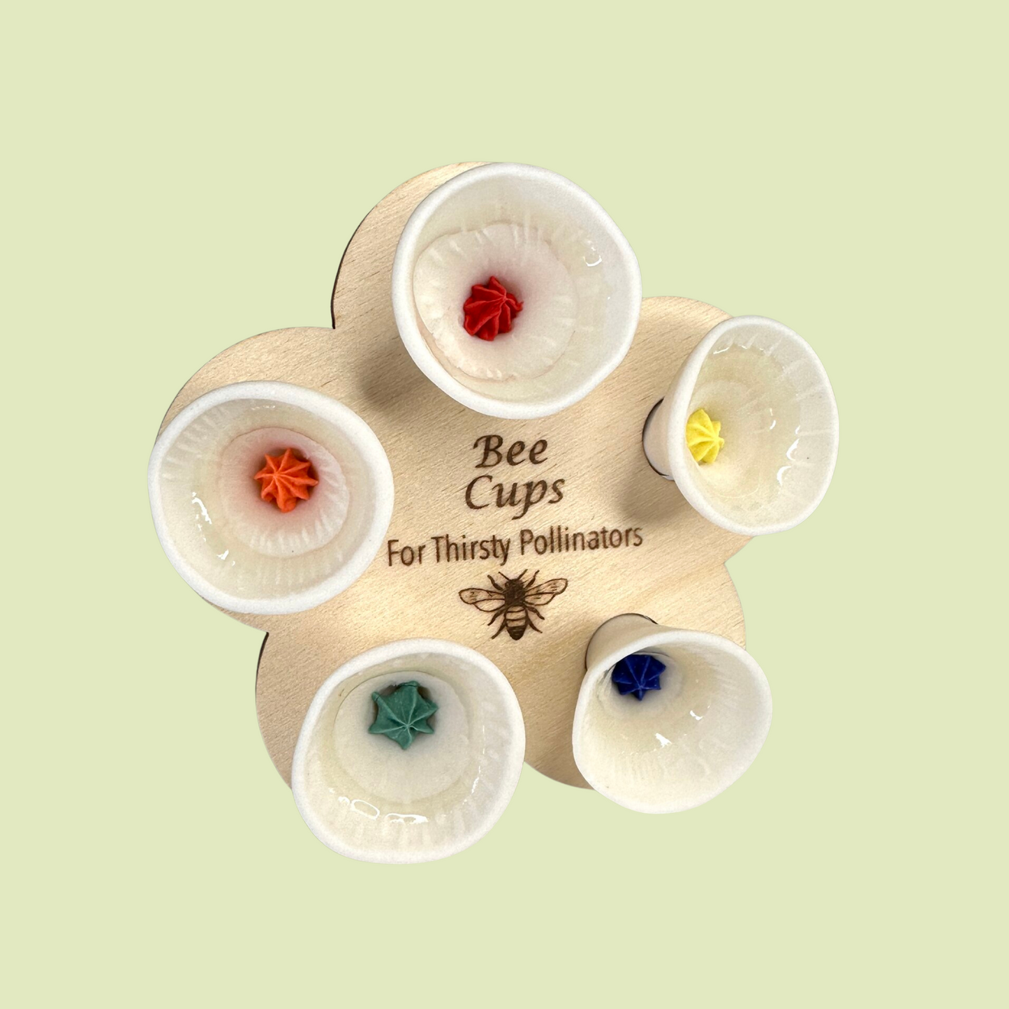 Bee Cups for a Vibrant Garden – Attract Pollinators and Enjoy Mosquito-Free Freshness