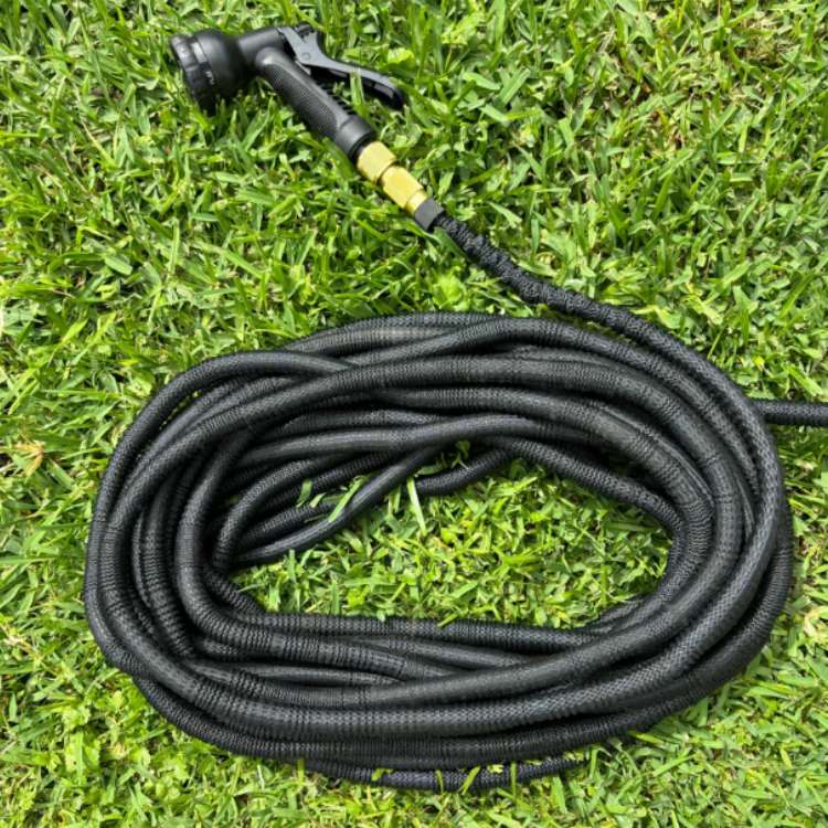 Expandable Garden Hose - Effortless Watering Without Tangles and Stress