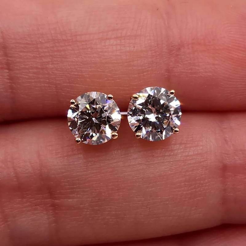 Classic 4-Prong Moissanite Stud Earrings for Daily Wear