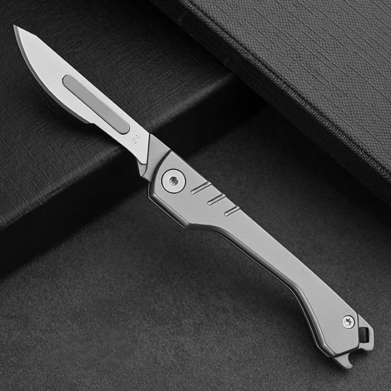 Folding Scalpel Knife with Replaceable Blades for Precision Cutting