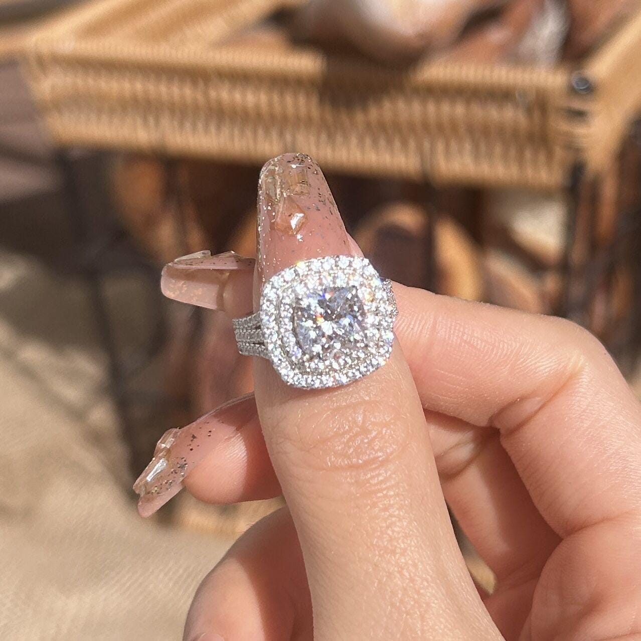 Double Halo Ring - Ignite Your Radiant Confidence with Sparkling Elegance