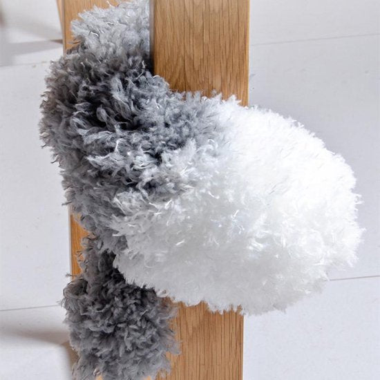 Adjustable Cleaning Tool for High Areas – Extendable Duster for Home Use