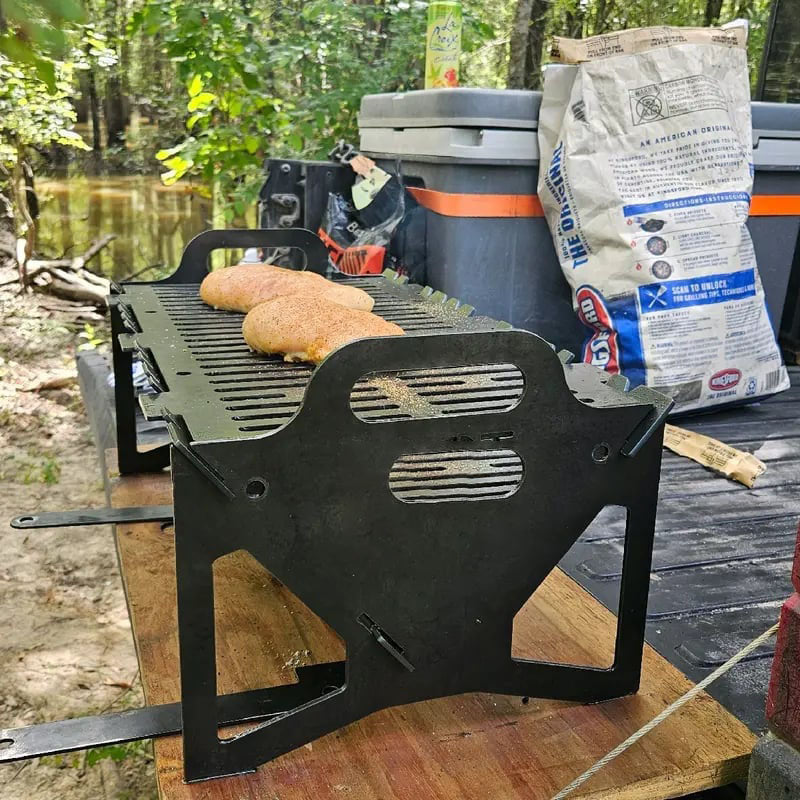 Compact Grill – Enjoy Barbecue Anywhere in Just 60 Seconds