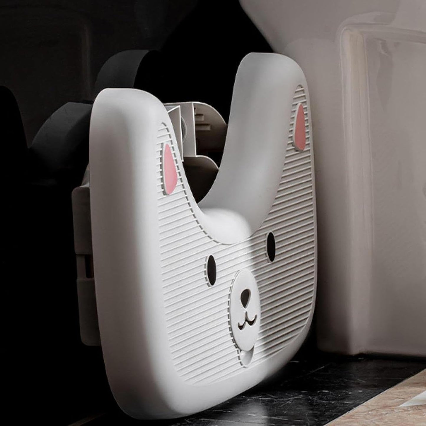 Ergonomic Toilet Footrest for Comfortable Squatting