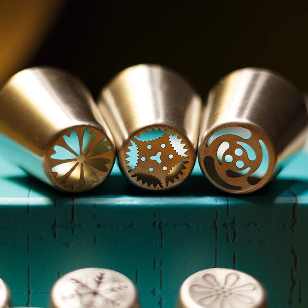 ElaraCraft™ Tulip Nozzle Set — Ignite Your Inner Artist with Stunning, Effortless Cake Masterpieces