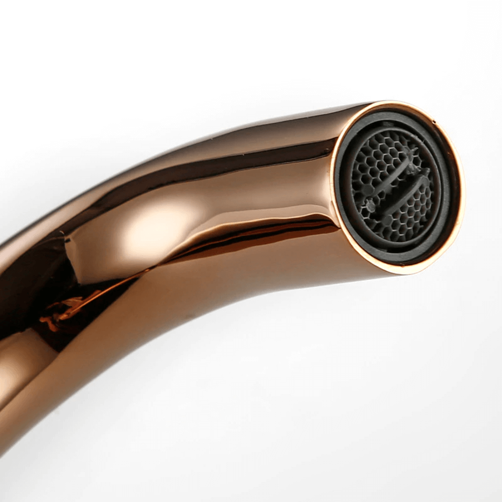Modern Solid Brass Kitchen Faucet - Durable and Stylish Design