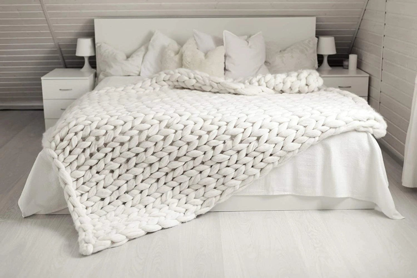 Microsuede Blanket – Experience Cozy Comfort and Warmth