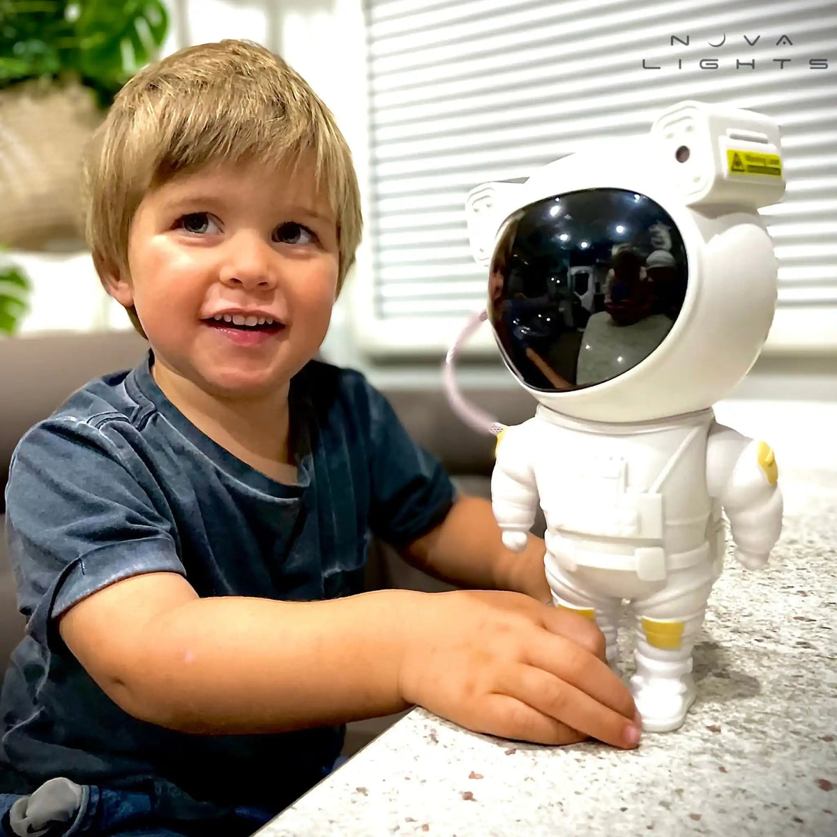Astronaut Galaxy Projector  - Nova Lights