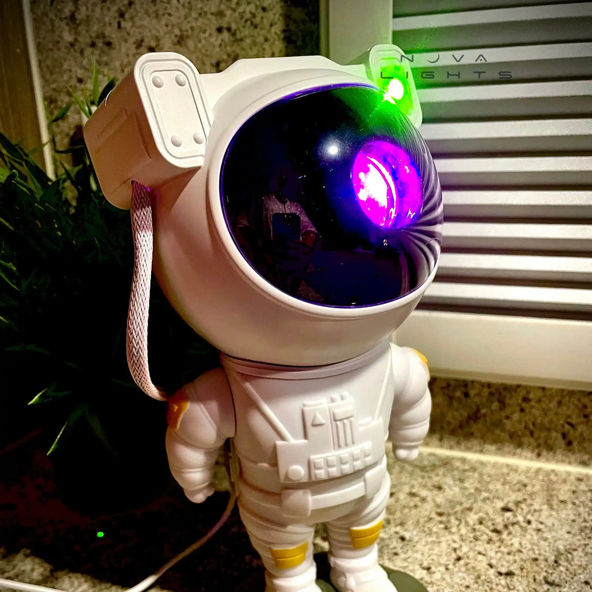 Astronaut Galaxy Projector  - Nova Lights