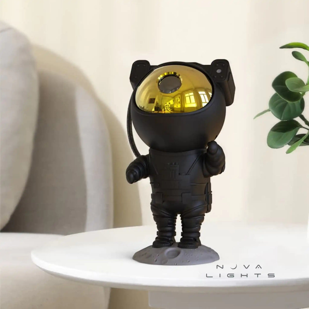 Astronaut Galaxy Projector Standing Edition (Black) - Nova Lights