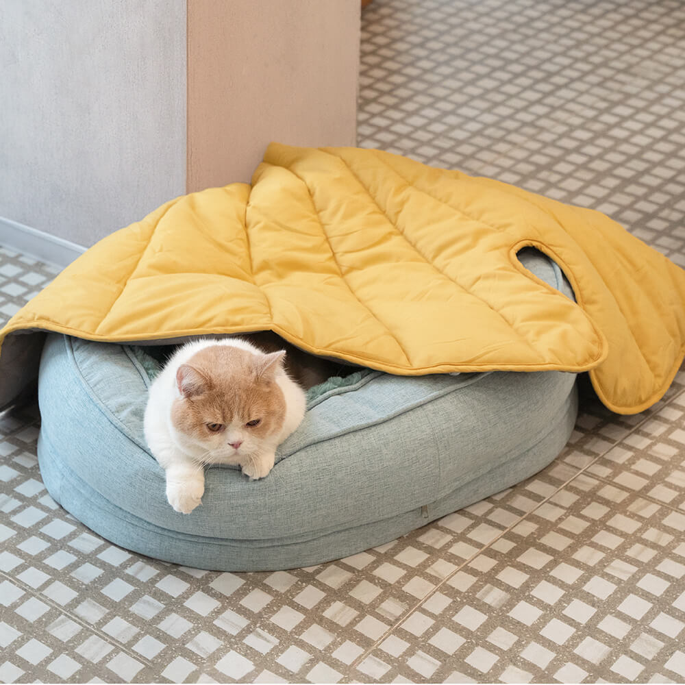 LUEPET™ Leaf Shape Dog Blanket