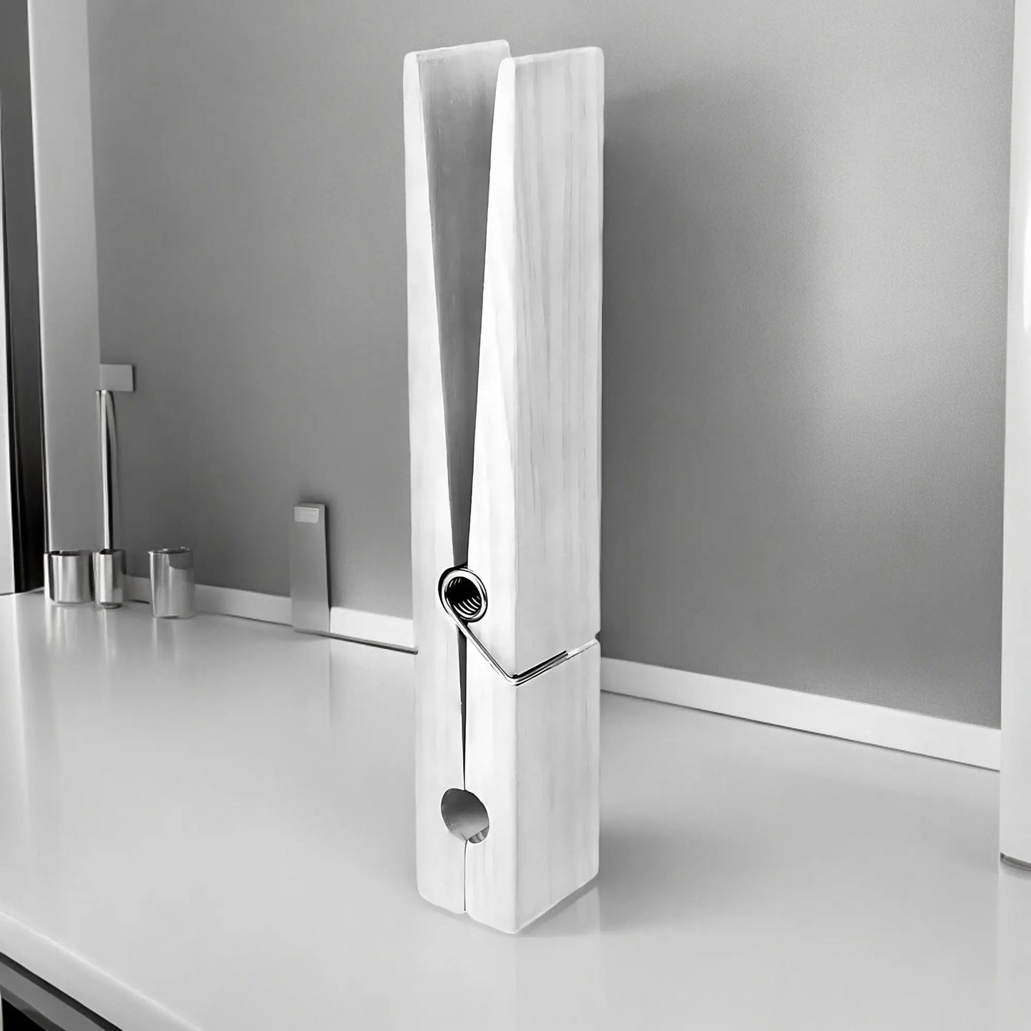 GiantClip - Wooden Wall Towel Holder