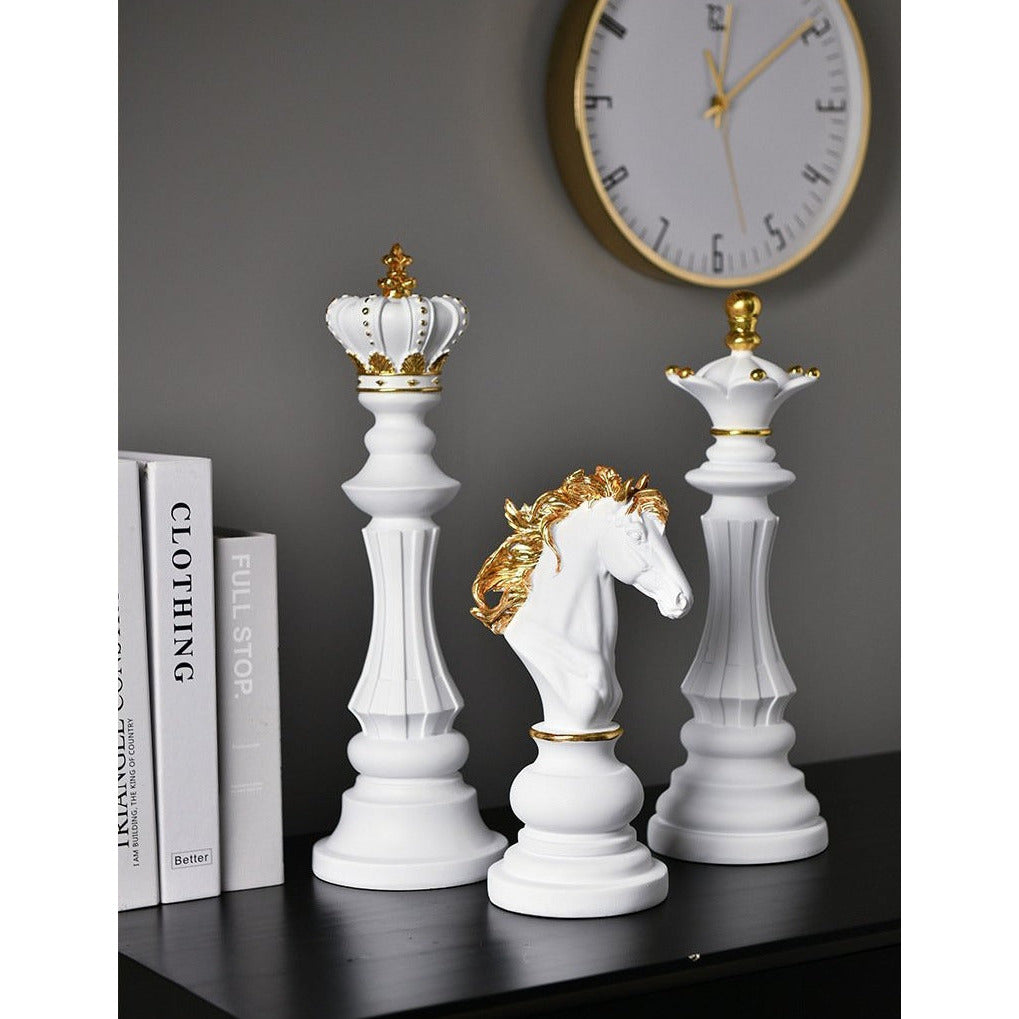 LAYOR Chess Statue