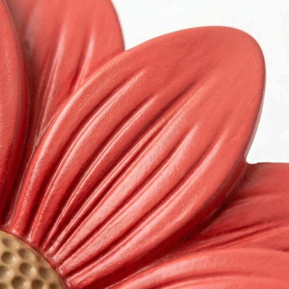 Bloomsip™ Flower Shaped Bee Watering Station