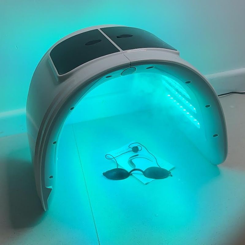 LED Light Therapy Device for At-Home Skin Treatment