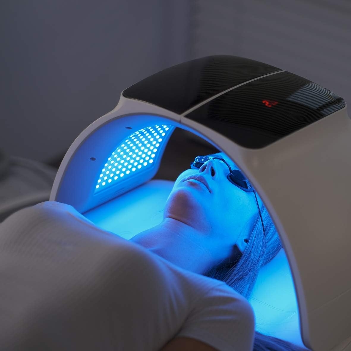 LED Light Therapy Device for At-Home Skin Treatment