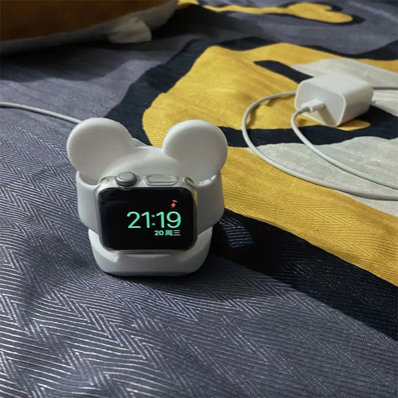 Charger Dock for Smartwatch – Elegant Magnetic Stand with Contemporary Style