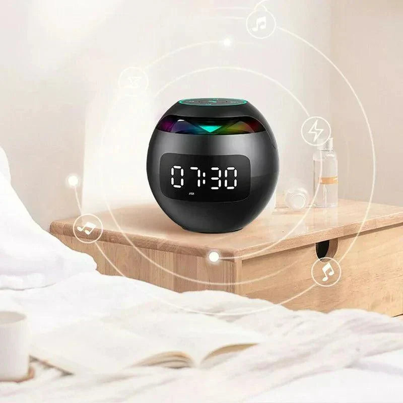 Digital Alarm Clock with LED Screen – Modern Bedside Time and Alarm Display