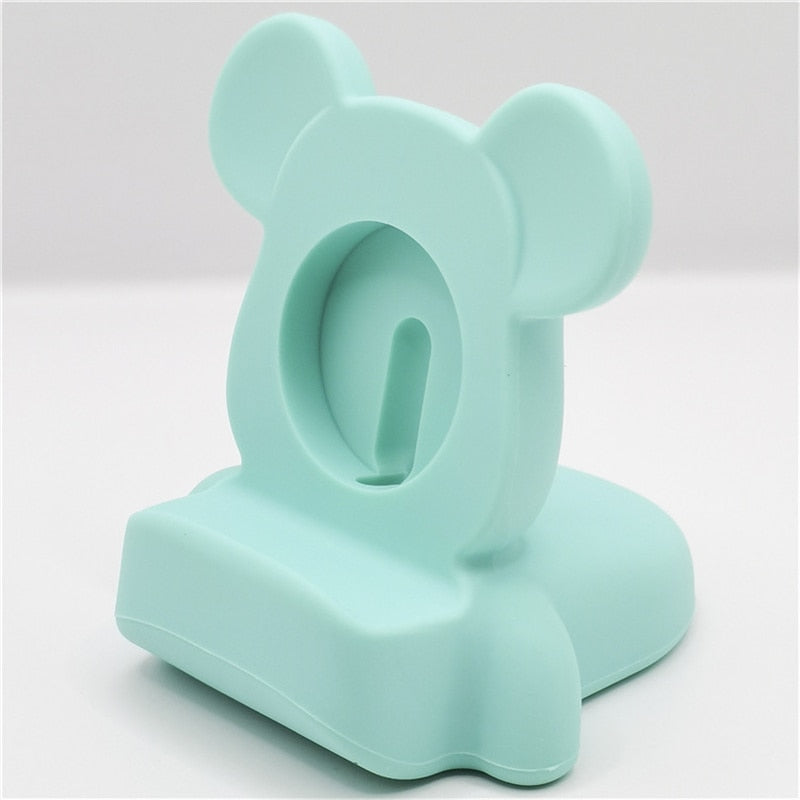 Charger Dock for Smartwatch – Elegant Magnetic Stand with Contemporary Style