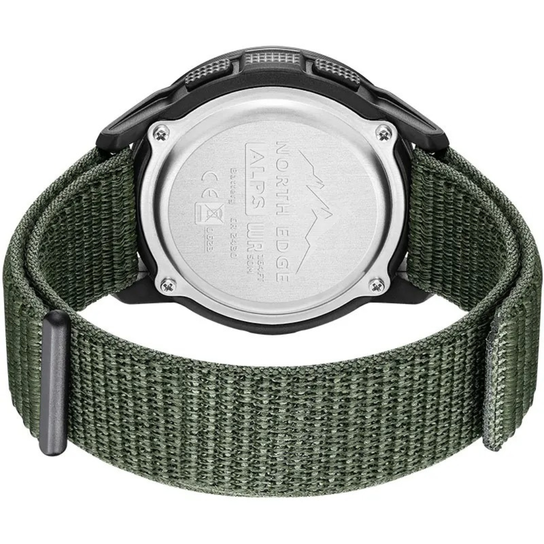 Outdoor Explorer Watch Featuring Carbon Fiber Case for Adventures