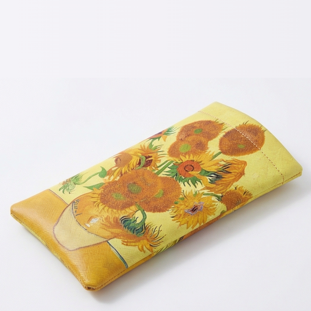 Artessa™ Soft Squeeze Top Glasses Pouch