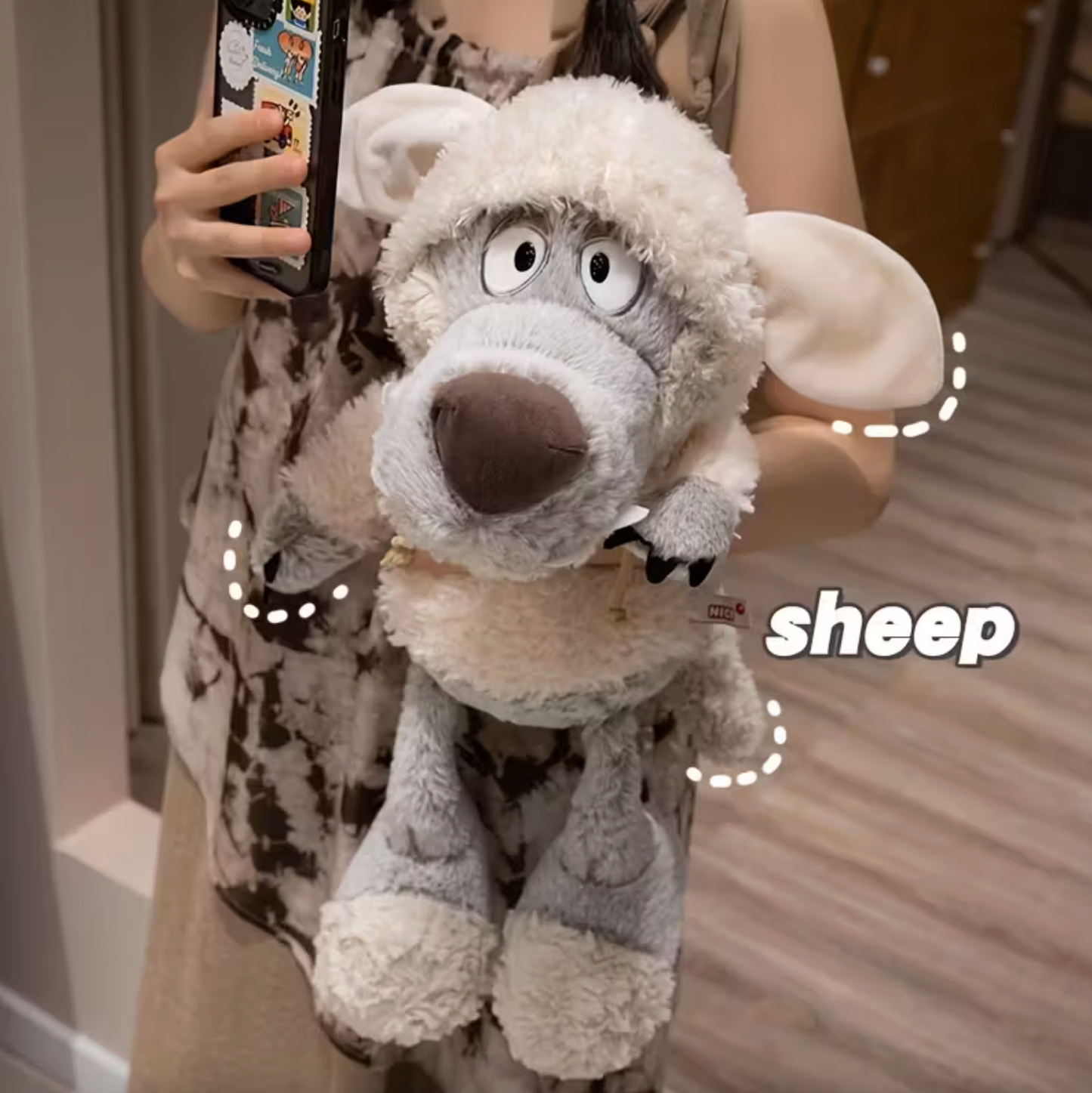 Cuddle Buddy - Experience Comfort with the Plush Companion That Warms Your Heart