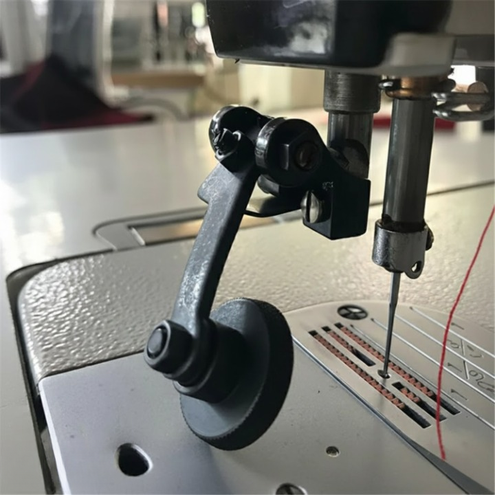 Buy One Get One Free | Professional Rolling Foot for Smooth Seams on Thick Fabrics
