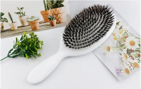 Gentle Detangling Hair Treatment for Daily Shine and Volume