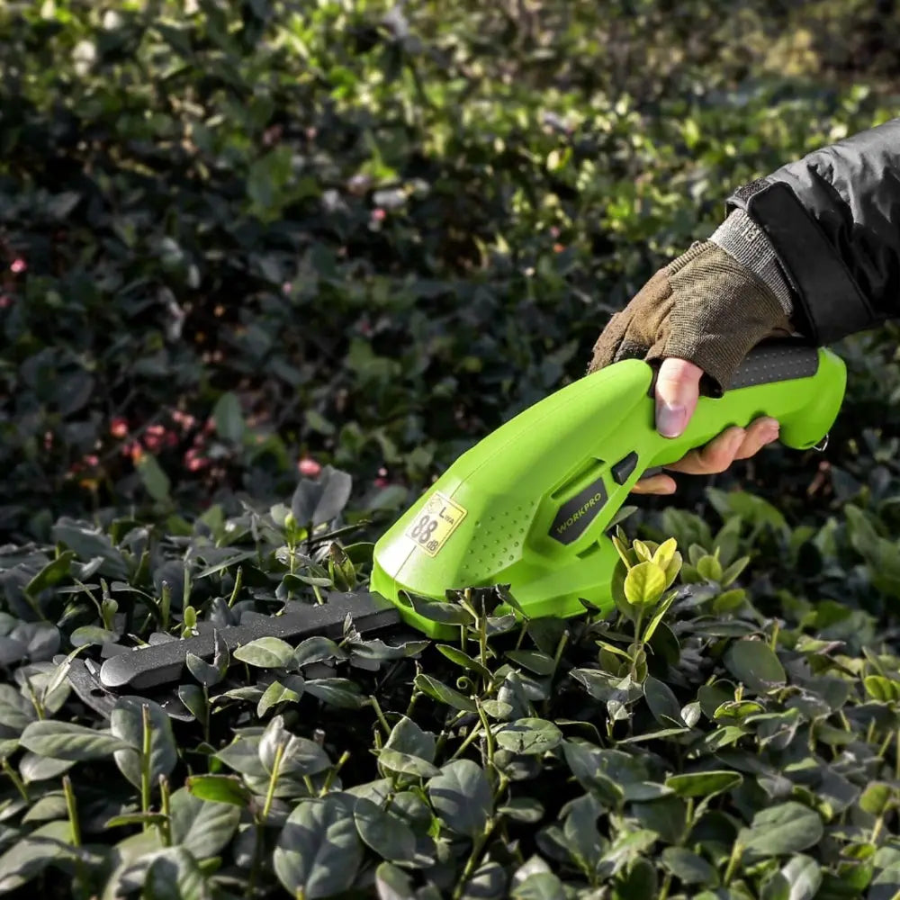 Hedge Cutter | Single-Hand Use | Tool-Free Blade Replacement | HedgePilot